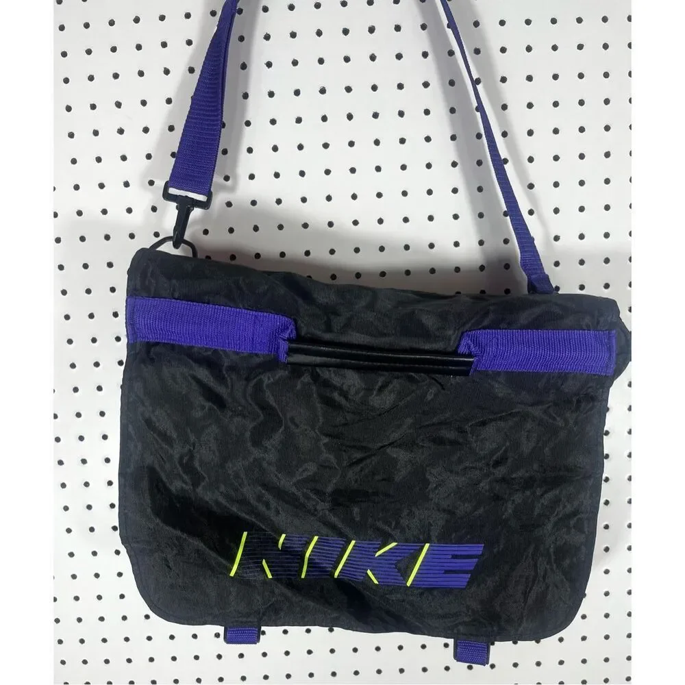 Vintage Nike messenger bag